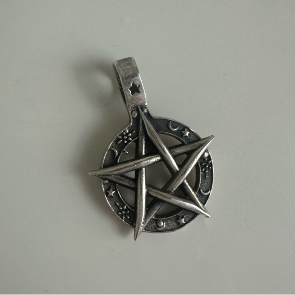 ISO items 🖤🌙✨⭐️ - Picture 2 of 16